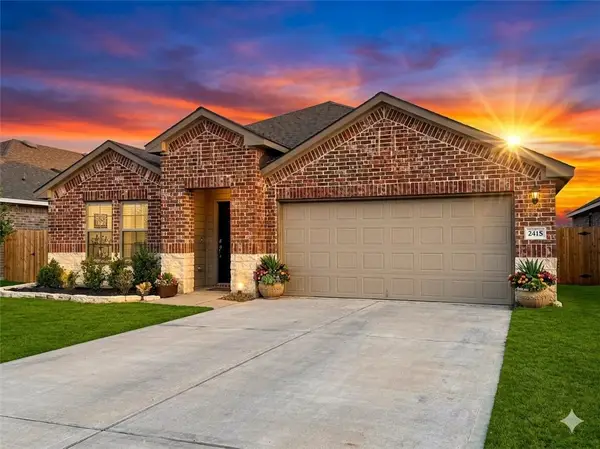 2415 Divot Lane, Navasota, TX 77868