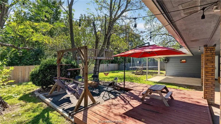 3915 Old Oaks Drive, Bryan, TX 77802 - #2