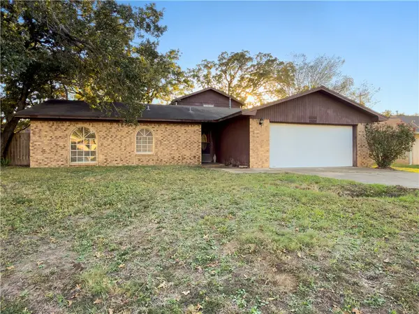 4404 Robinhood Circle, Bryan, TX 77803