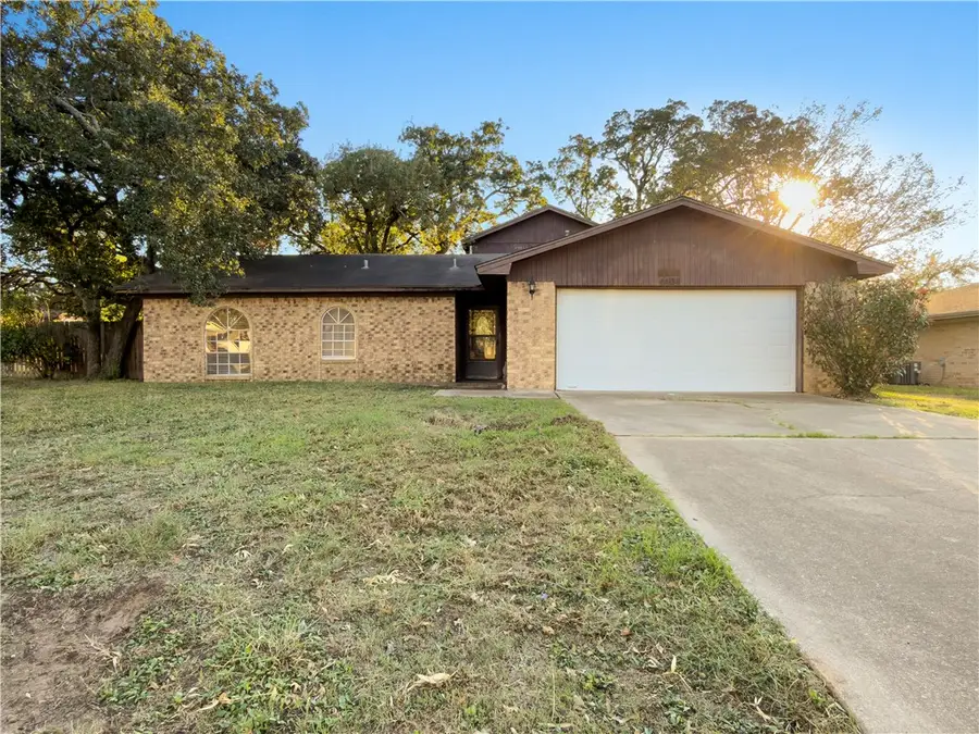 4404 Robinhood Circle, Bryan, TX 77803 - #2