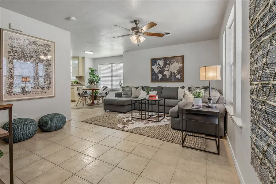 1112-1114 Gridiron Drive, College Station, TX 77840 - #3
