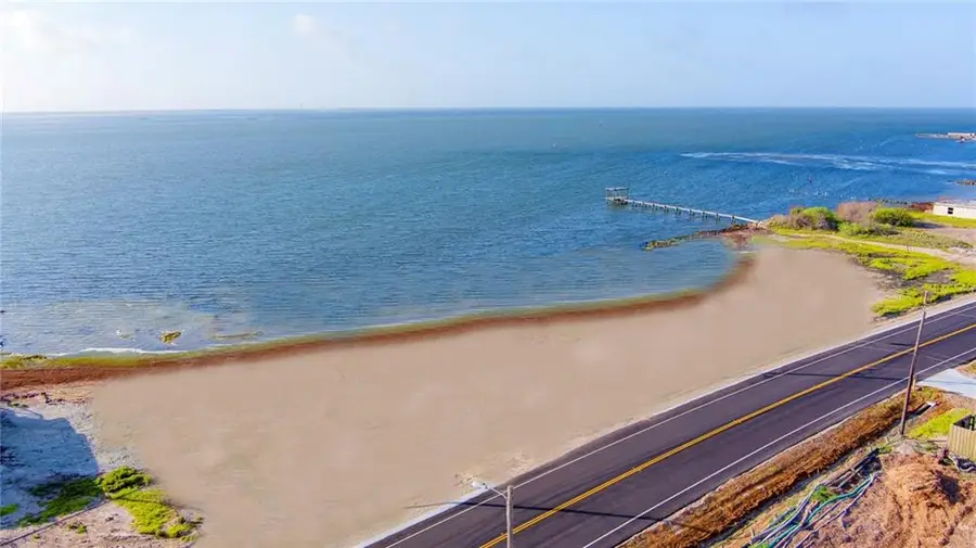 2805 Laguna Shores Dr., Corpus Christi, TX 78418 - Image #2