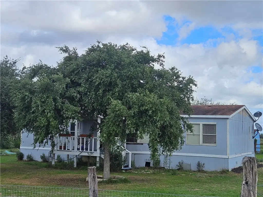 5888 Sweet Water Road, Robstown, TX 78380 - Image #1
