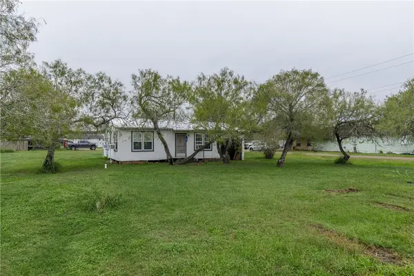 304 E Richard Garcia Street, Driscoll, TX 78351