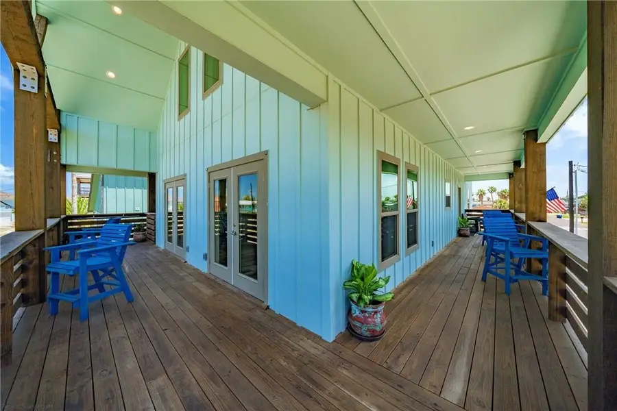 427 Farley Street, Port Aransas, TX 78373 - Image #3