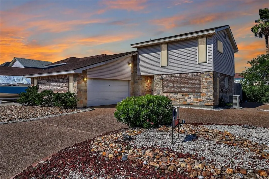 15317 Yardarm Court, Corpus Christi, TX 78418 - Image #1