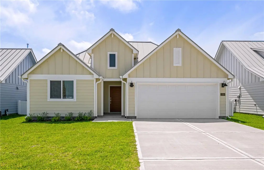 1009 St Croix Drive, Rockport, TX 78382 - Image #1