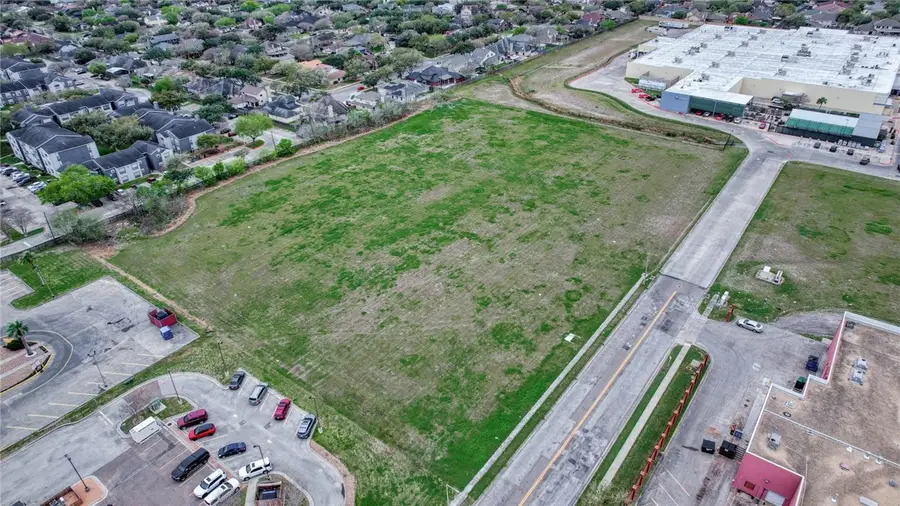 5501 Huntwick Avenue, Corpus Christi, TX 78413 - Image #2