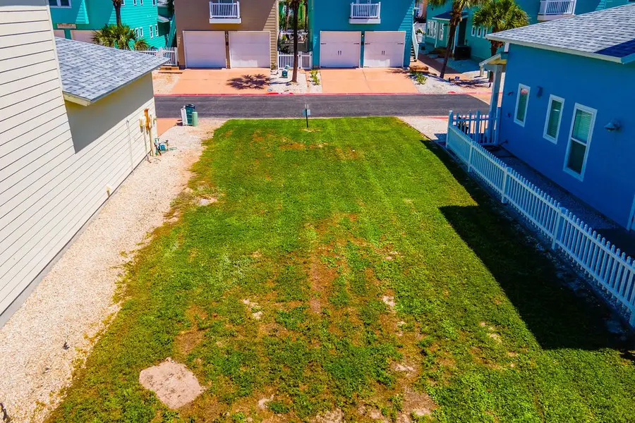 2525 S 11th Street #4, Port Aransas, TX 78373 - Image #3