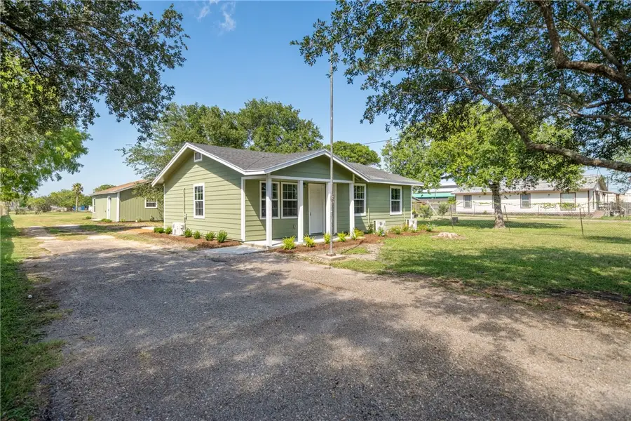 5506 Curtis Clark Drive, Corpus Christi, TX 78411 - Image #3