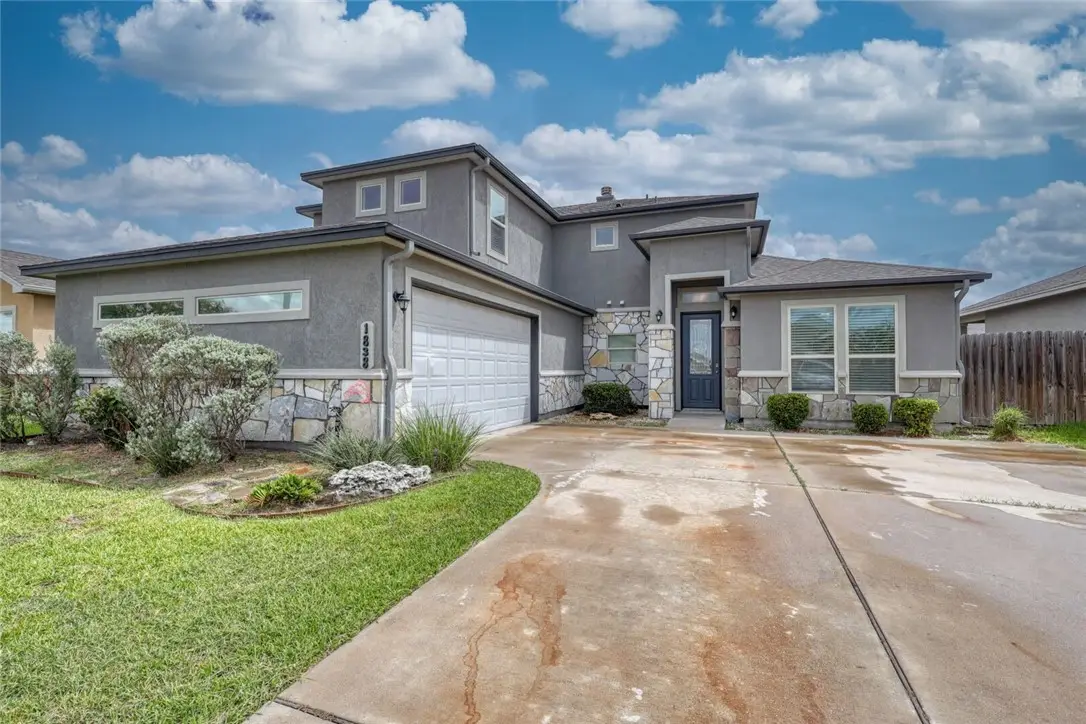 1838 Bay Landing Drive, Portland, TX 78374 - Image #1