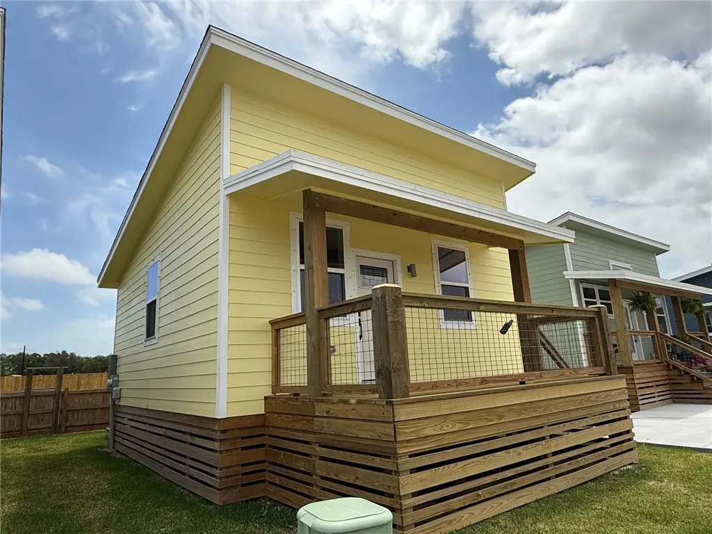 2351 W Market Street #4, Rockport, TX 78382 - Image #1