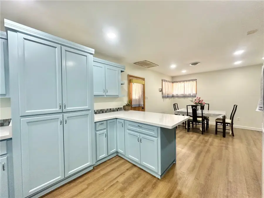 1316 Northwood Street, Alice, TX 78332 - Image #2