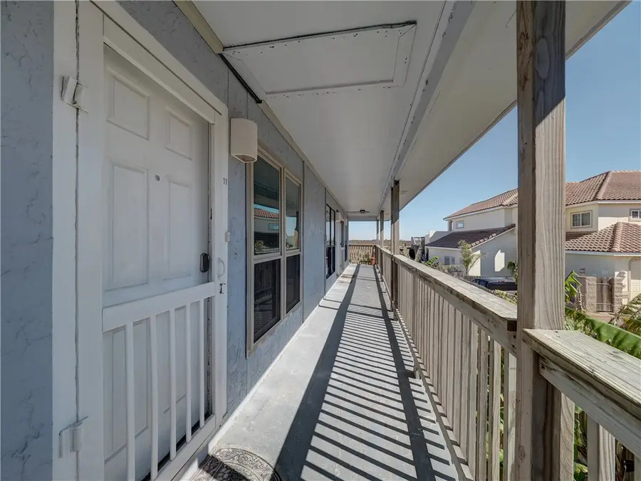 14898 Granada Drive #11, Corpus Christi, TX 78418 - Image #2