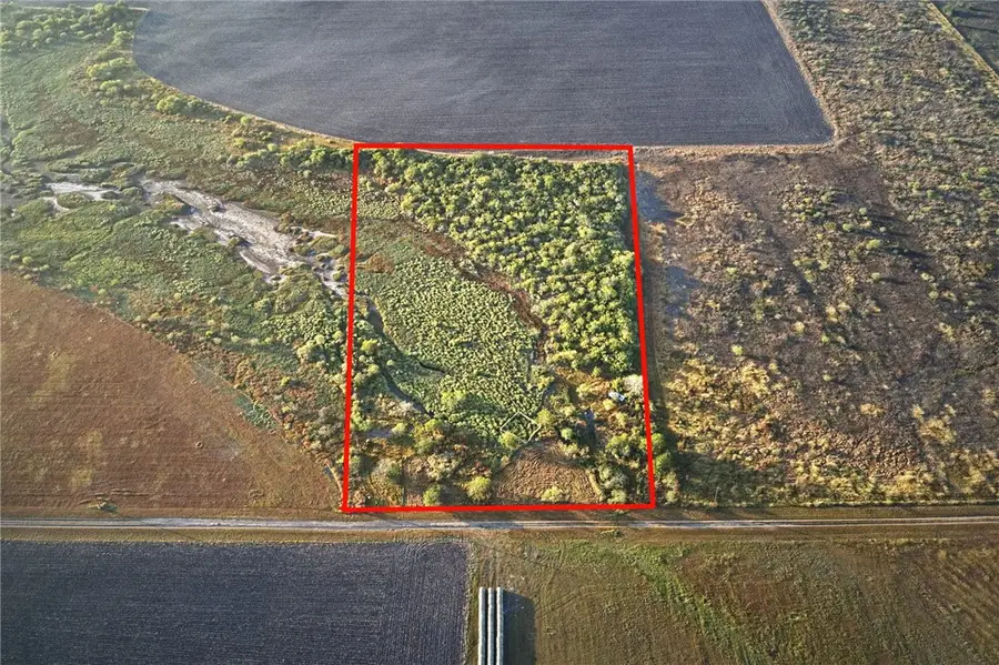 267 Vega, Woodsboro, TX 78393 - Image #3