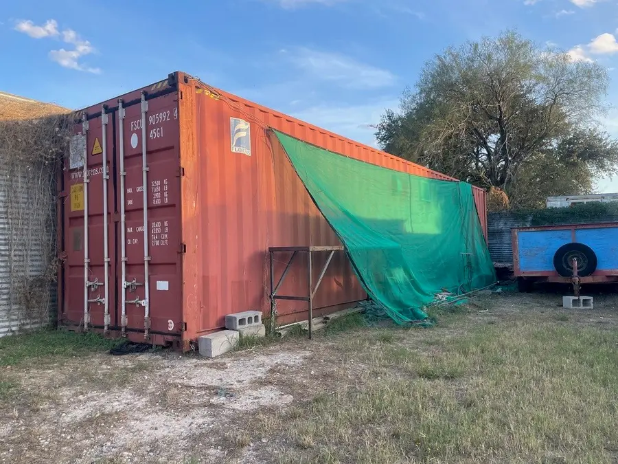 105 Alvarado Street, Hebbronville, TX 78361 - Image #3