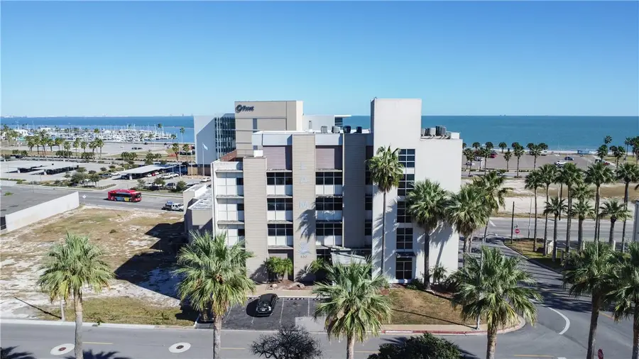 520 S Chaparral Street #204, Corpus Christi, TX 78401 - Image #2