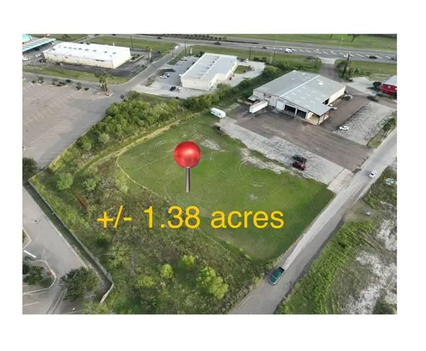 2511 E Main Street, Alice, TX 78332