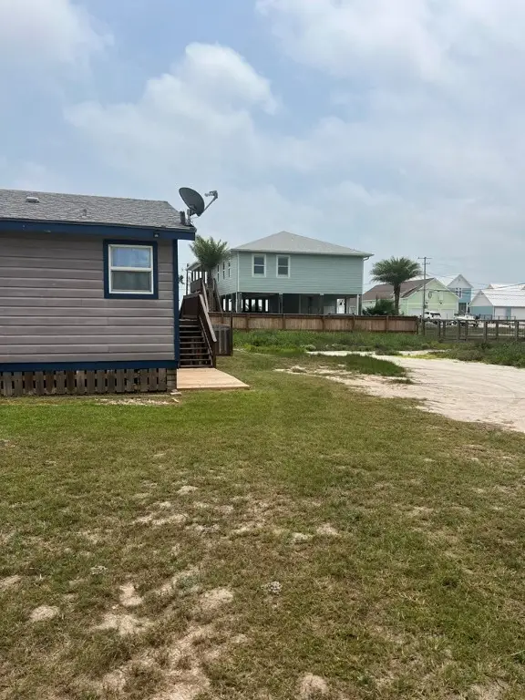 820 S Magnolia Street, Rockport, TX 78382 - #2