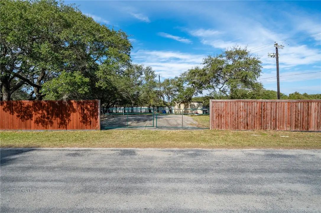 127 Sunset, Ingleside, TX 78362 - Image #1