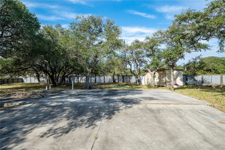 127 Sunset, Ingleside, TX 78362 - Image #2