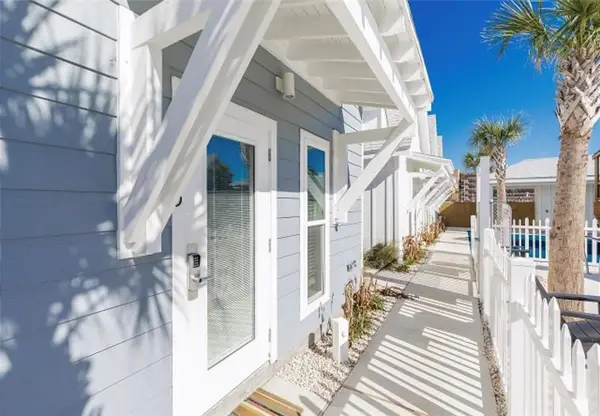 14915 Pirates Cove Drive, Corpus Christi, TX 78418