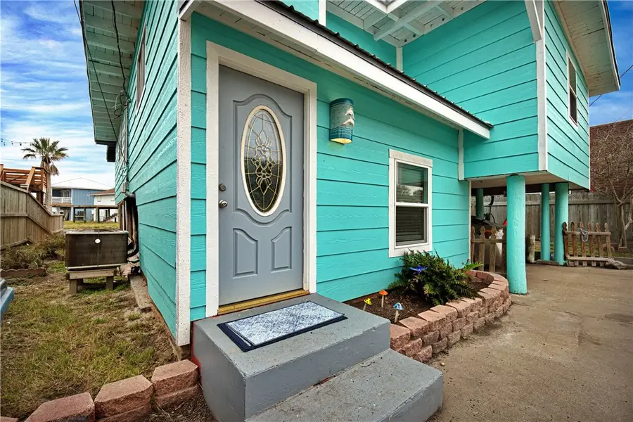 410 N Sandpiper, Ingleside On The Bay, TX 78362 - Image #2