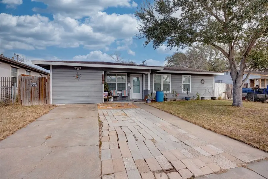 3906 Barnes Street, Corpus Christi, TX 78415 - Image #2