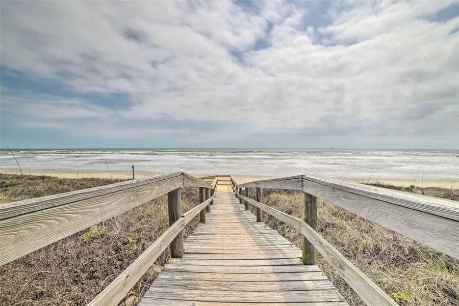 6275 State Highway 361 #203, Port Aransas, TX 78373 - Image #2