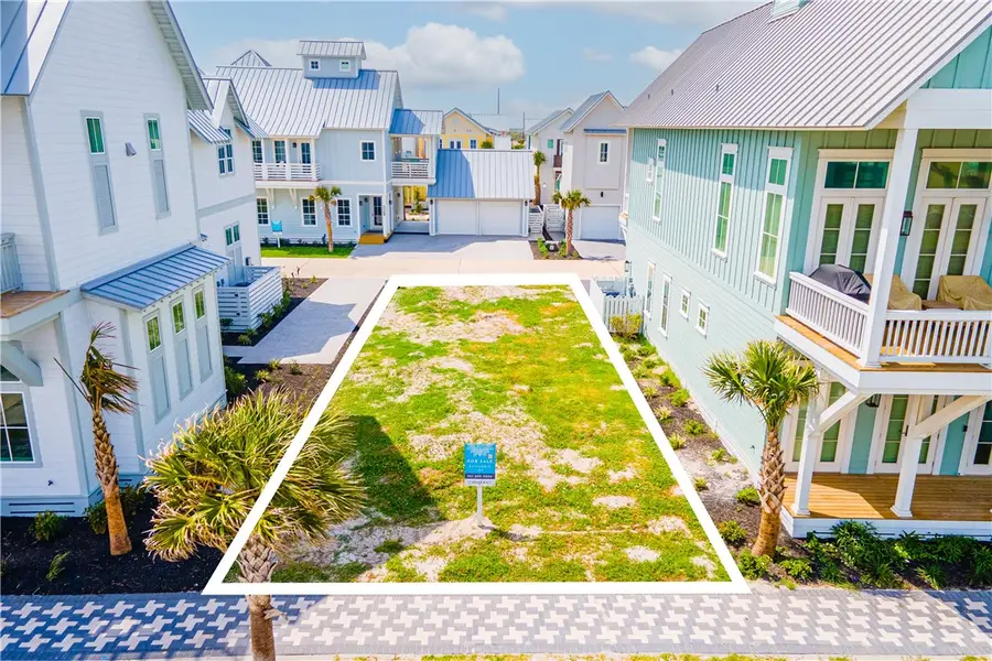 525 Sunrise Avenue, Port Aransas, TX 78373 - Image #2