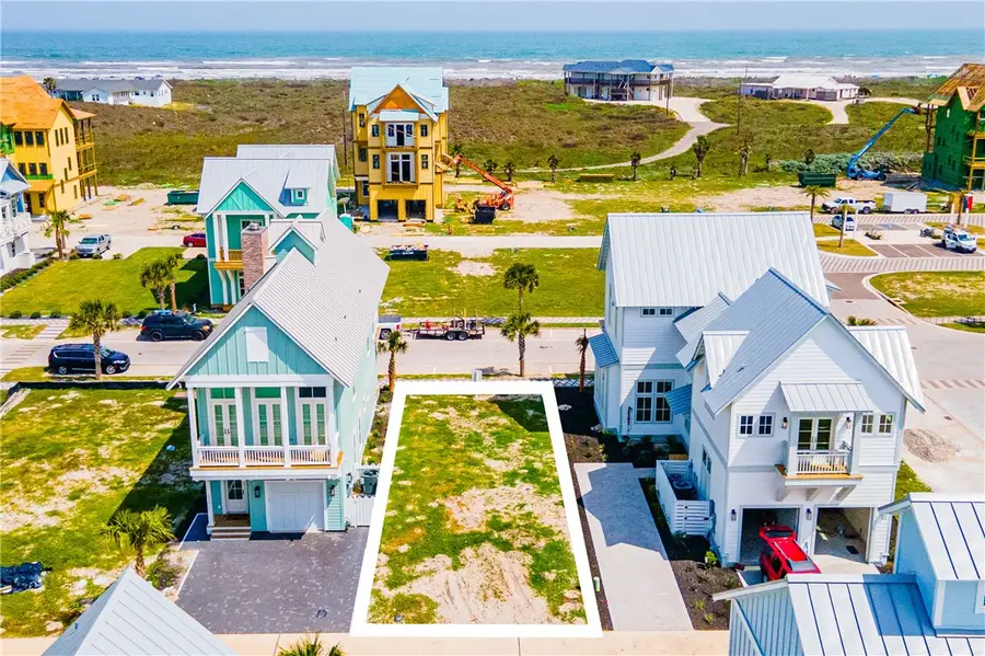 525 Sunrise Avenue, Port Aransas, TX 78373 - Image #3