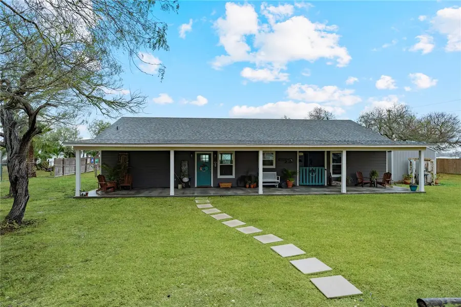 662 S County Road 1150, Riviera, TX 78379 - Image #2