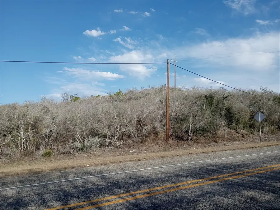 000 Fm 3024 Circle, Mathis, TX 78368 - Image #3