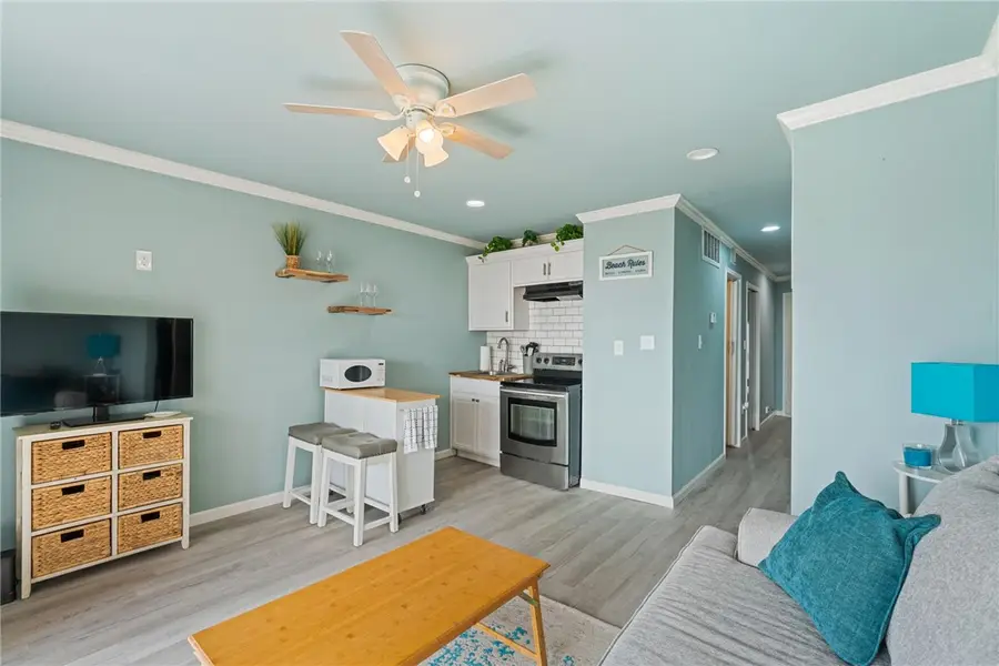 3938 Surfside Boulevard #1240, Corpus Christi, TX 78402 - Image #3