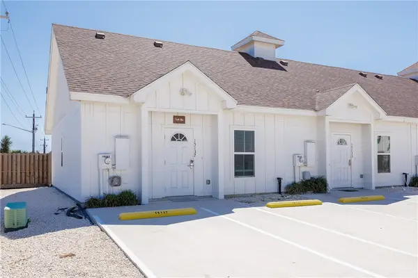 15137 Kokomo Drive, Corpus Christi, TX 78418