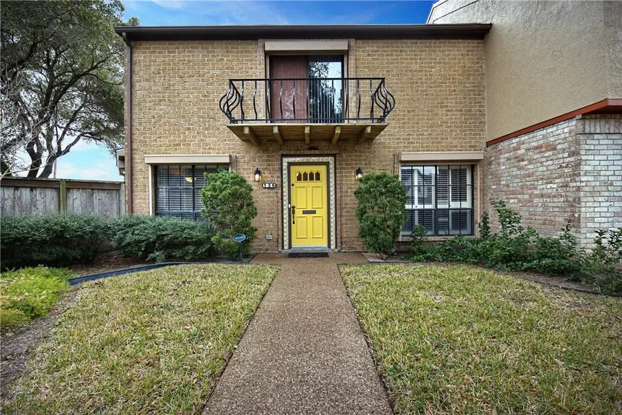 136 Lake Shore Drive, Corpus Christi, TX 78413 - Image #2