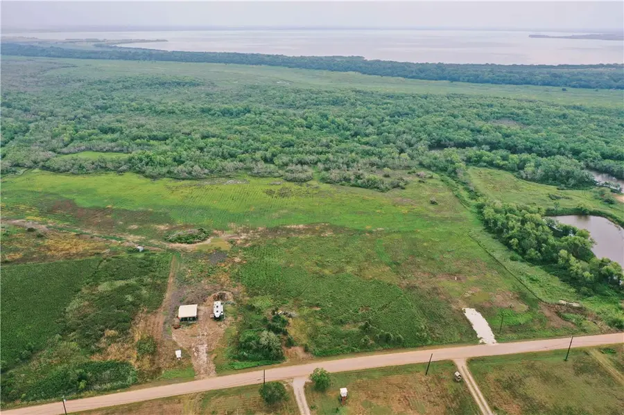 261,262,263 Guadalupe, Tivoli, TX 77990 - Image #3