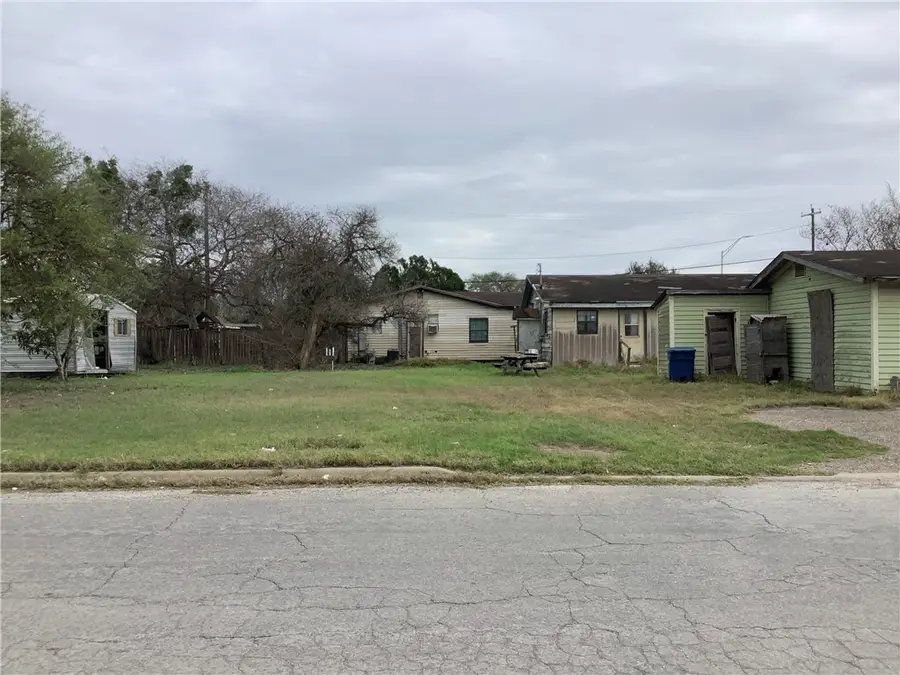 604 S State Highway 359, Mathis, TX 78368 - Image #2
