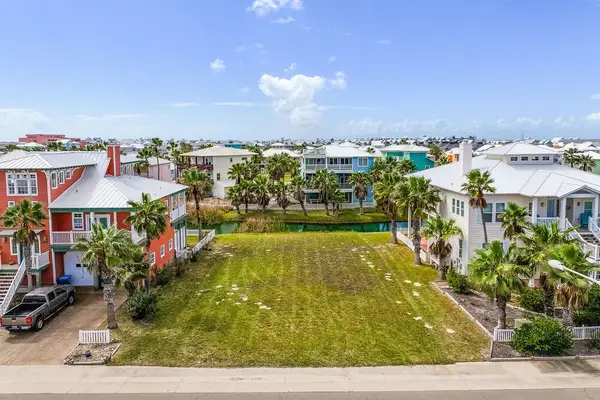 212 Keewaydin, Port Aransas, TX 78373