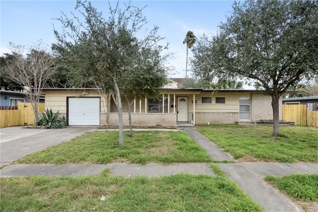 730 Santa Anita Drive, Kingsville, TX 78363 - Image #1