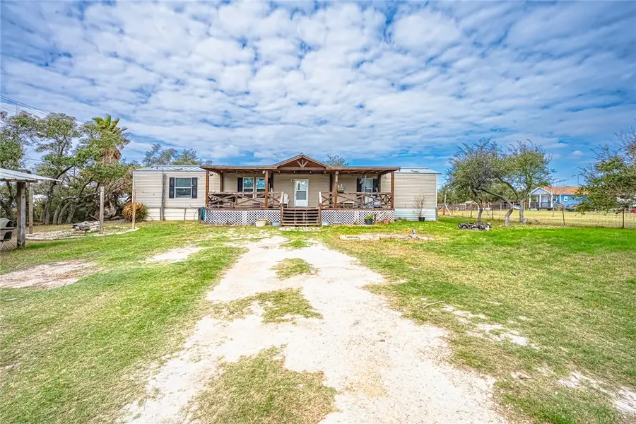 113 N Walker, Rockport, TX 78382 - #2