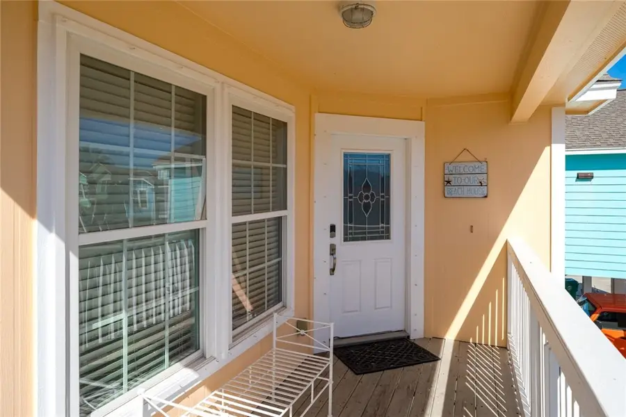 1549 S Commercial Street #9, Aransas Pass, TX 78336 - Image #3