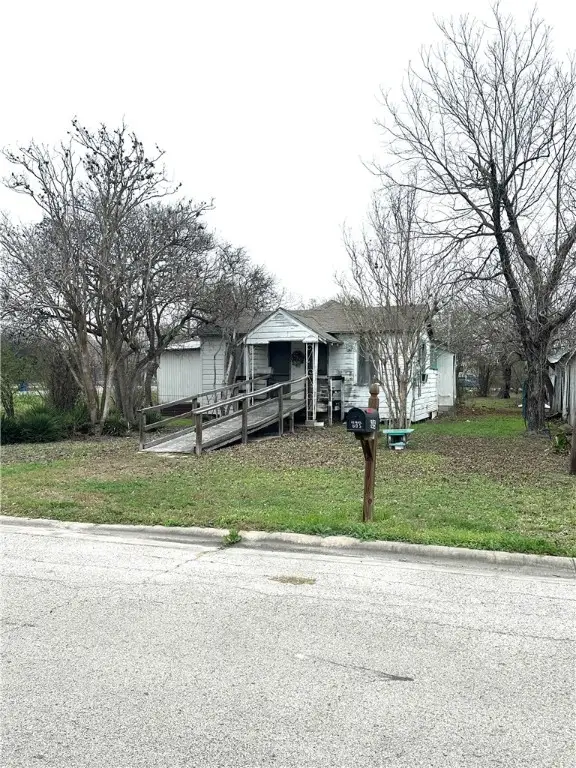 605 S Rachal Street, Sinton, TX 78387 - Image #3