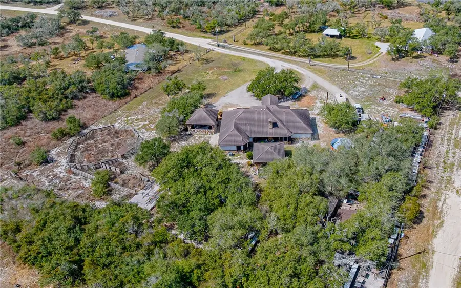 5 W Pond, Rockport, TX 78382 - Image #3