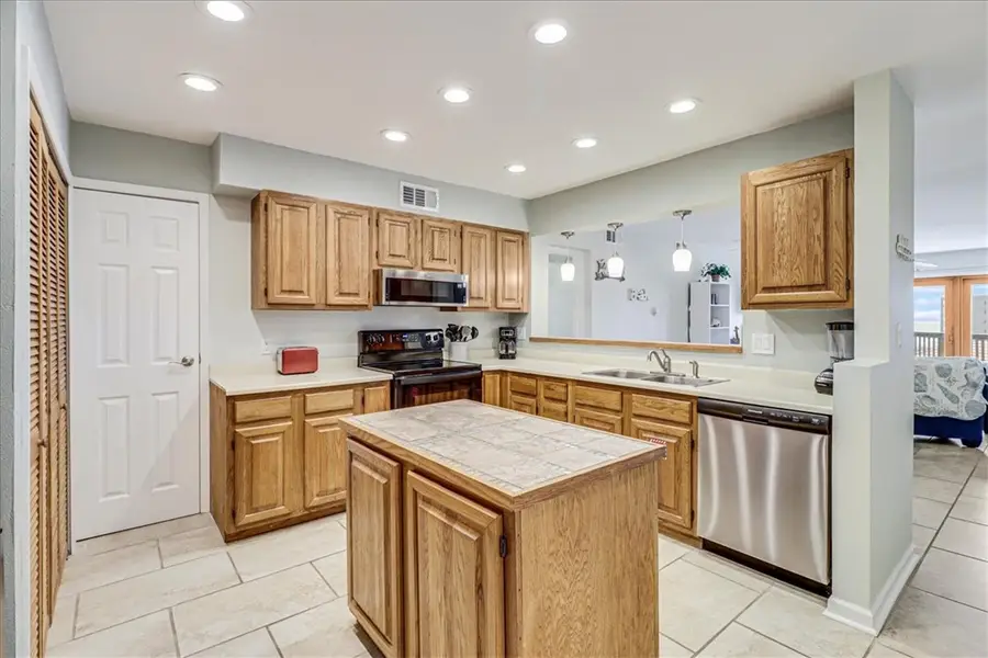 5973 State Highway 361 #324, Port Aransas, TX 78373 - Image #3