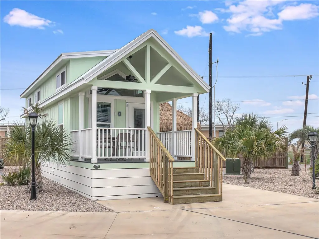 1100 Port Street #6, Port Aransas, TX 78373 - Image #1