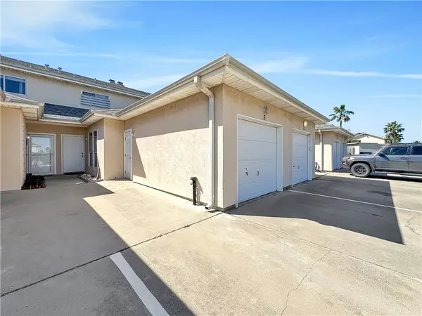 15433 Seamount Cay Court #5, Corpus Christi, TX 78418