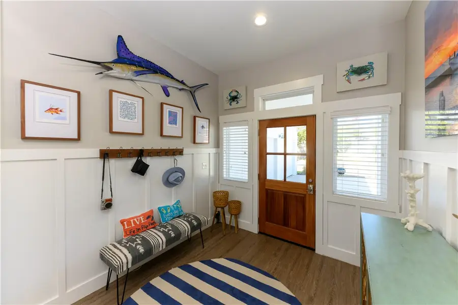 101 Boardwalk Avenue, Rockport, TX 78382 - Image #2