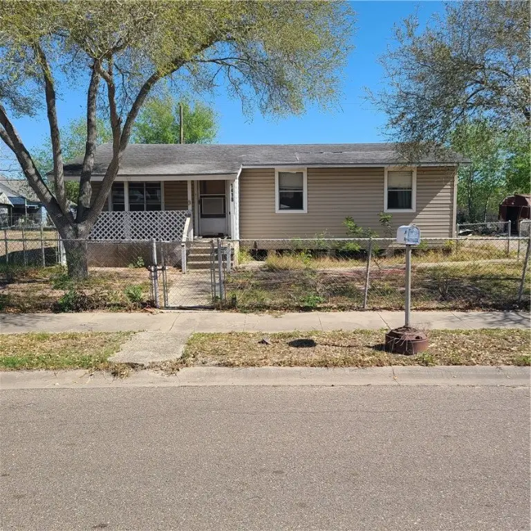 1418 Gavilan Street, Corpus Christi, TX 78417 - Image #1