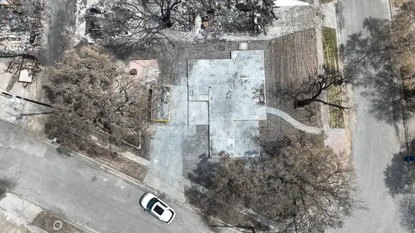 825 Hamilton Street, Sinton, TX 78387